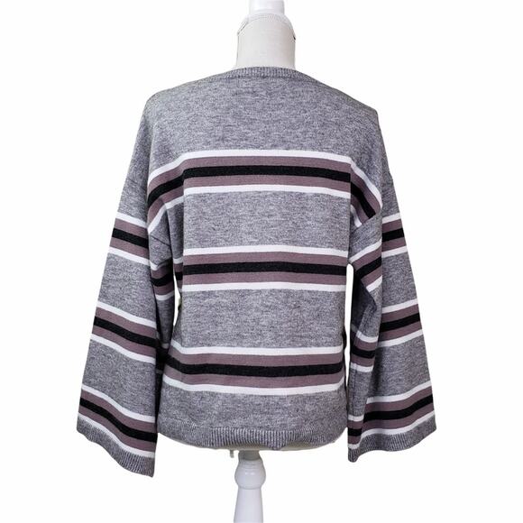 Cupcakes and Cashmere Amour Stripe Bell Sleeve Sweater Size Medium NEW - Picture 5 of 12